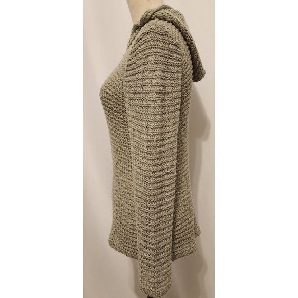 Windi River Sweater - Picture 3 of 9